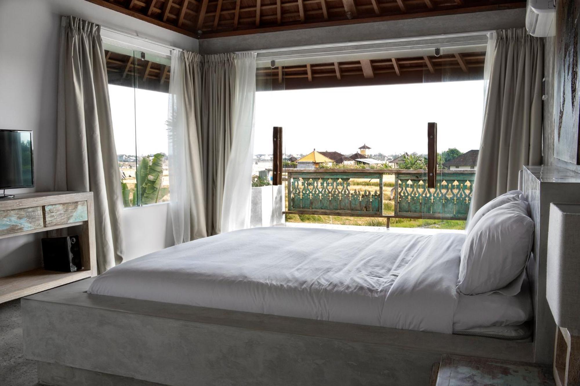 Surflodge Limasan Bali Kerobokan  Luaran gambar